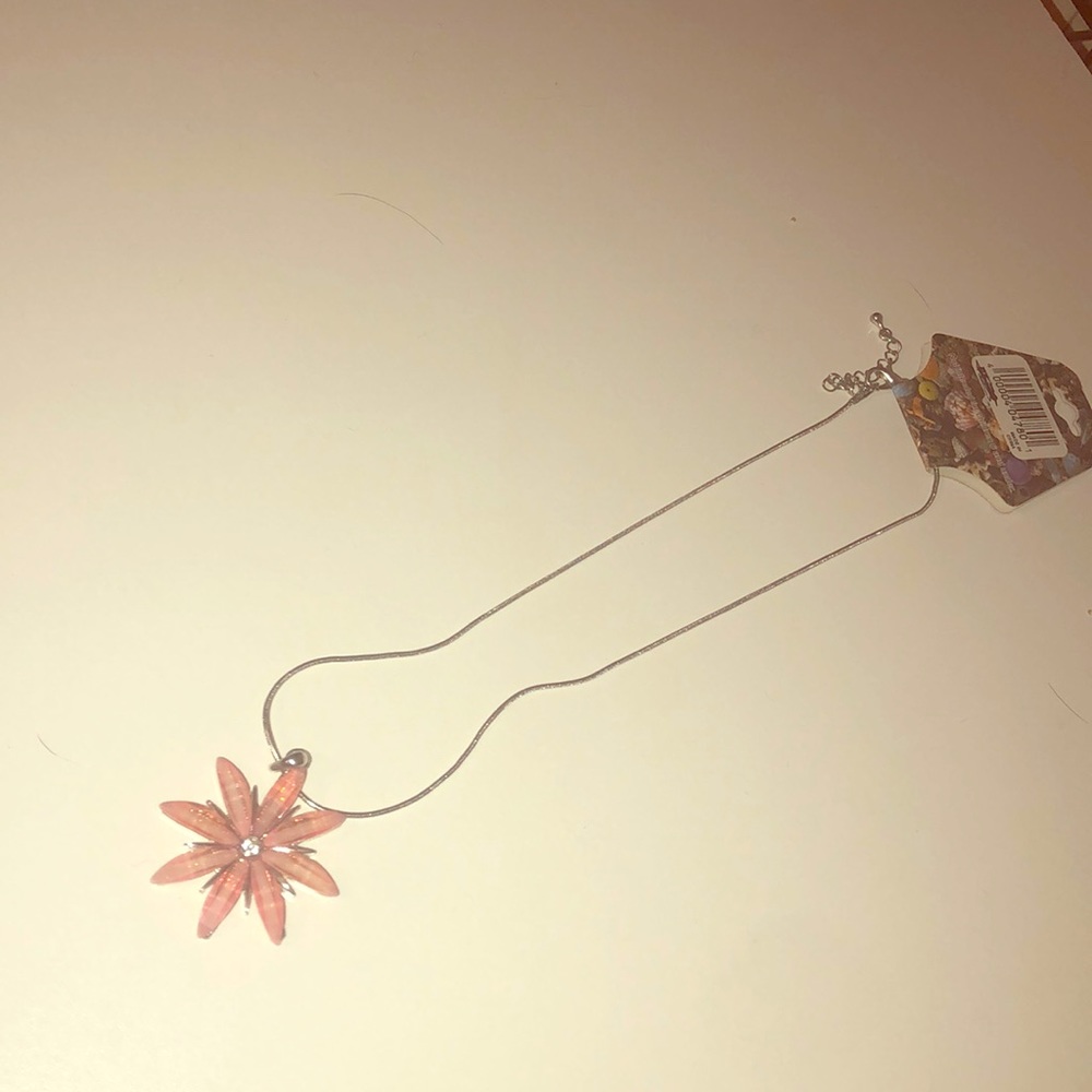 Silver-tone Pink flower neckless